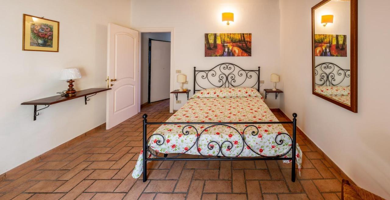 Fioridilago Apartment Tuoro sul Trasimeno Bagian luar foto