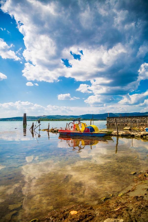 Fioridilago Apartment Tuoro sul Trasimeno Bagian luar foto